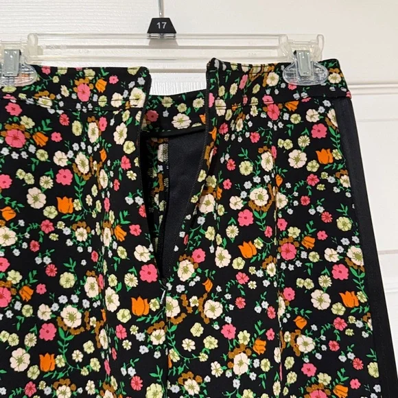 Tory Burch Wide Leg Pants Black/Floral Print Size 2 - Picture 8 of 9